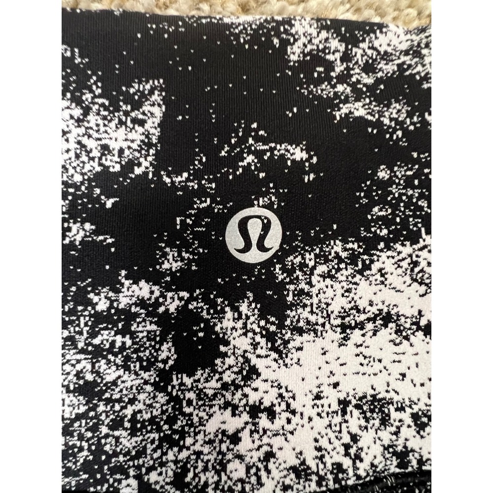 Lululemon High Rise Leggings Black White Splatter Static Print Size 10 24 Inseam